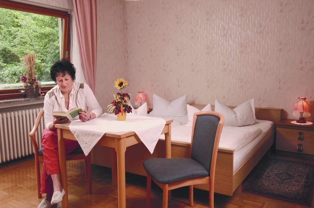 Pension Burk Bad Endbach Habitación foto